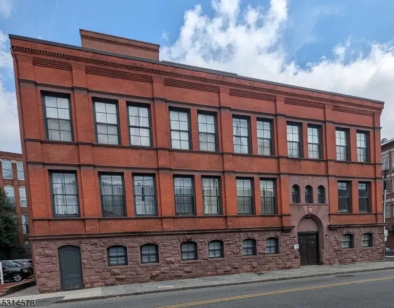 Paterson City, NJ 07501,19 Market Street