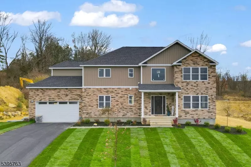 Hardyston Twp., NJ 07419,7 Emerald Dr