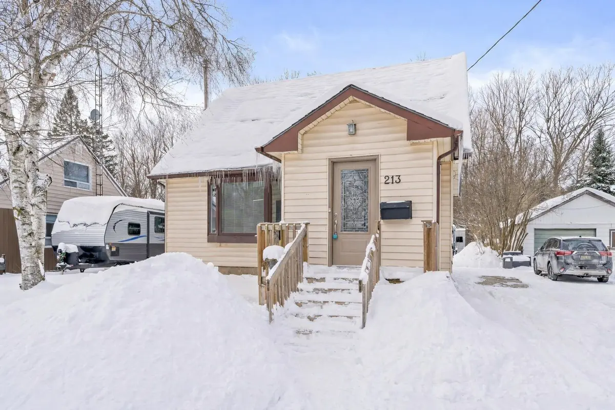 Halton Hills, ON L7J 1A7,213 Mason BLVD