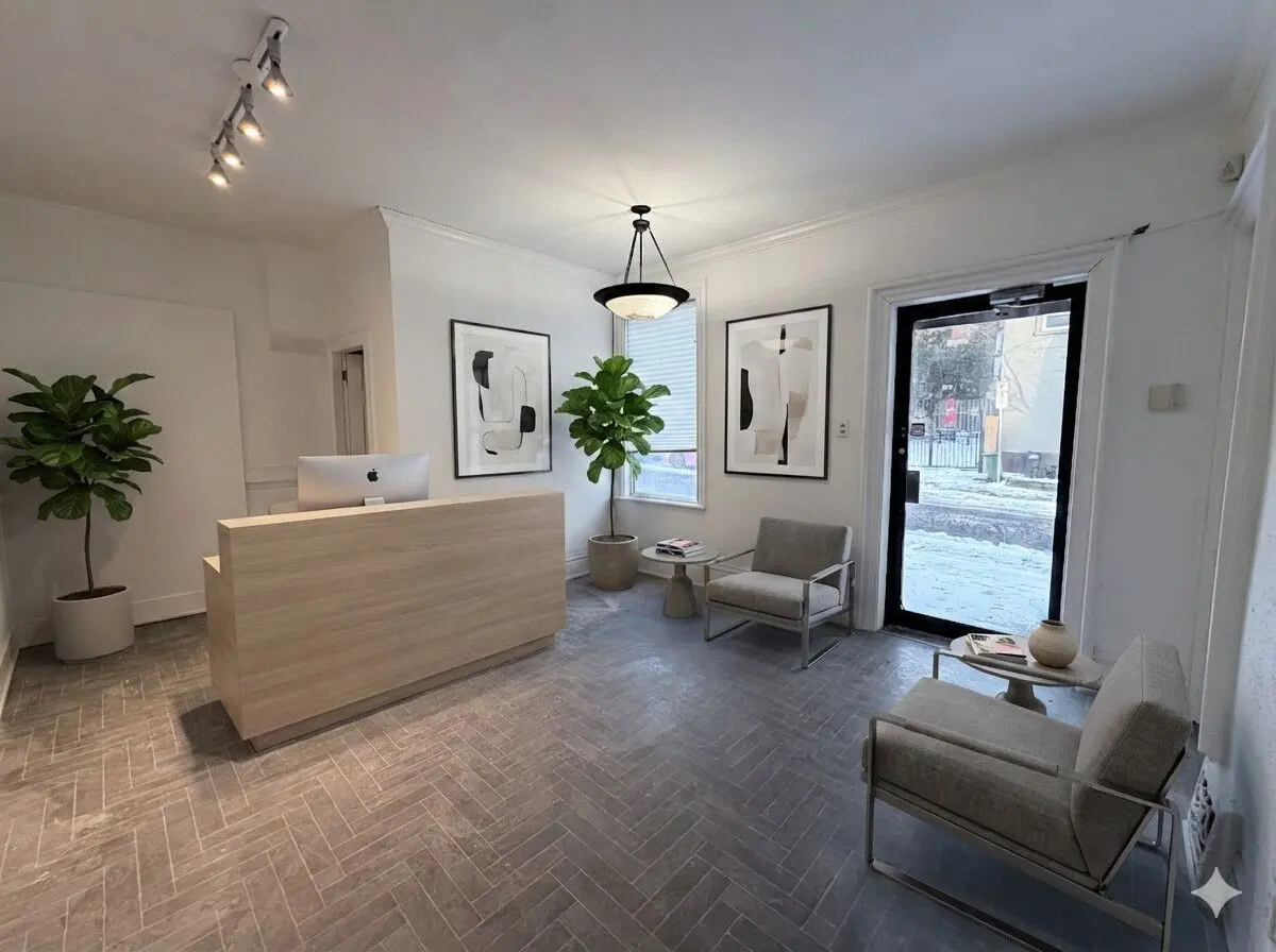 Hamilton, ON L8P 1J8,276 Main ST W #1