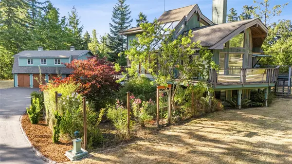 4786 Hillbank Rd, Cowichan Bay, BC V0R 1N1