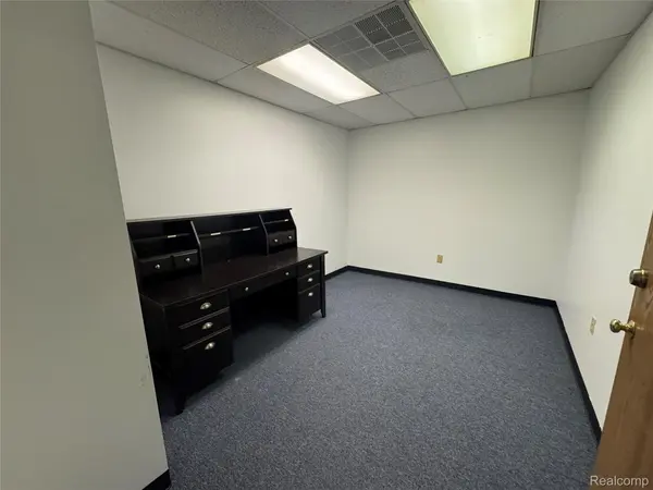 Flint, MI 48532,2503 S Linden #270