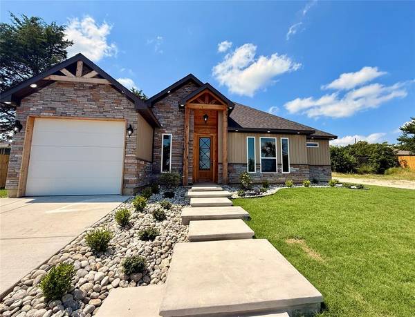 2815 Pall Mall Avenue,  Dallas,  TX 75241