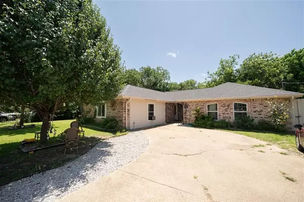 Dallas, TX 75217,1825 E Shore Drive