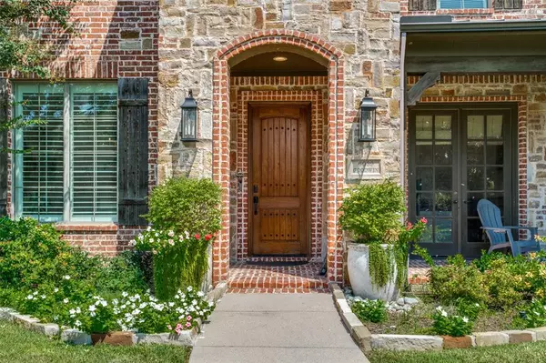 Dallas, TX 75206,6039 Goodwin Avenue