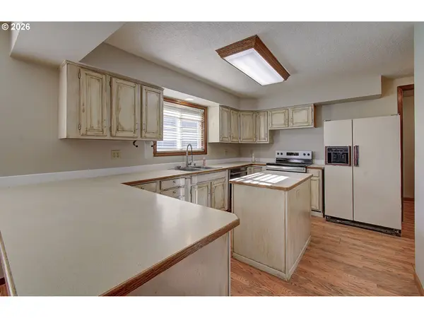 Longview, WA 98632,100 INGLEWOOD DR