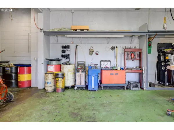 Tillamook, OR 97141,409 Main AVE #1