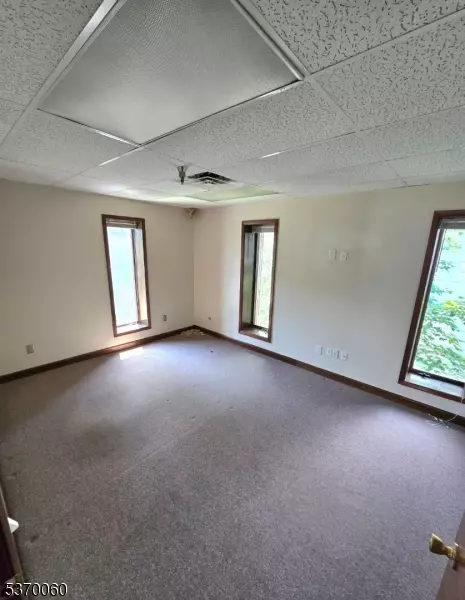 North Plainfield Boro, NJ 07060,25 Craig Pl