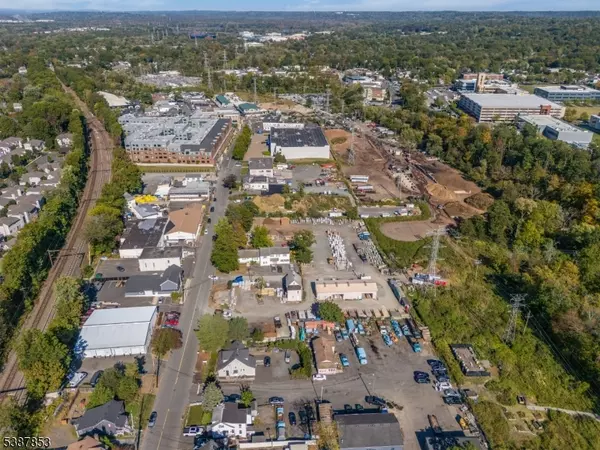 Chatham Boro, NJ 07928,55 River Road