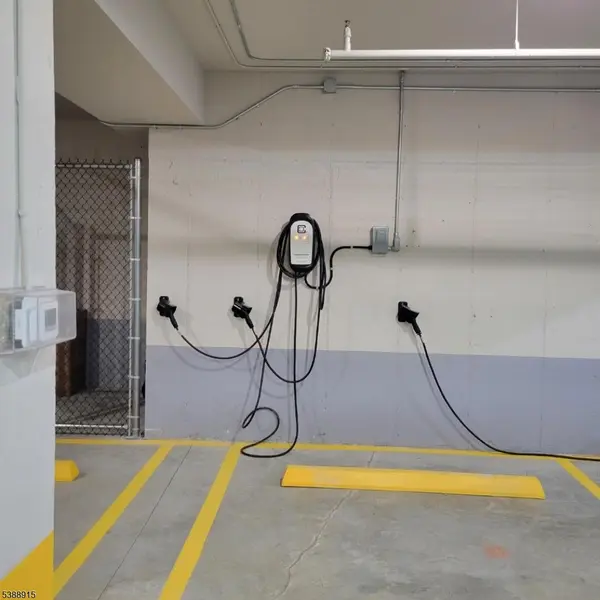 Scotch Plains Twp., NJ 07076,1776 East Second #40