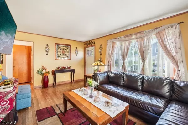 North Plainfield Boro, NJ 07060,212 N Jackson Ave