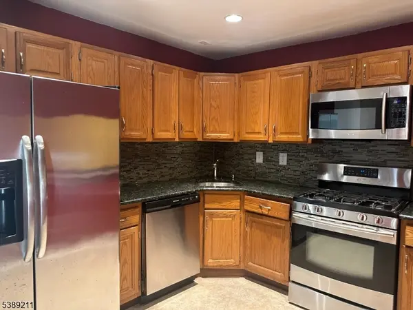 North Brunswick Twp., NJ 08902,480 Witney Ct