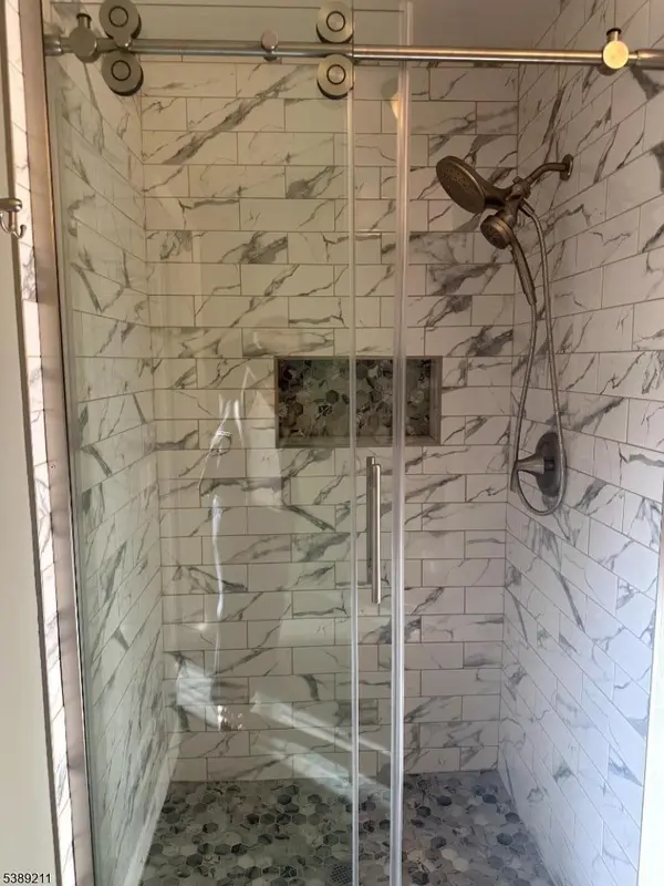 North Brunswick Twp., NJ 08902,480 Witney Ct