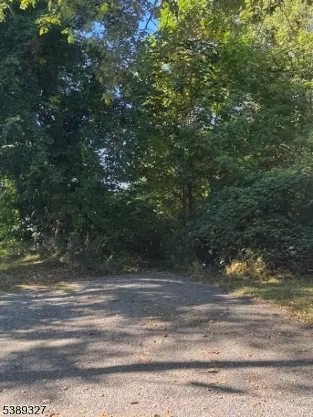 Vernon Twp., NJ 07461,16 Longview Ln