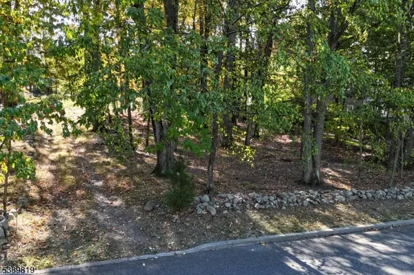 North Haledon Boro, NJ 07508,492 Manchester Ave