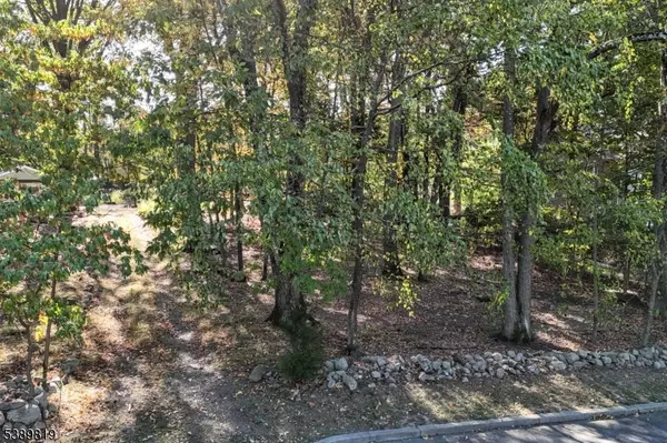 North Haledon Boro, NJ 07508,492 Manchester Ave