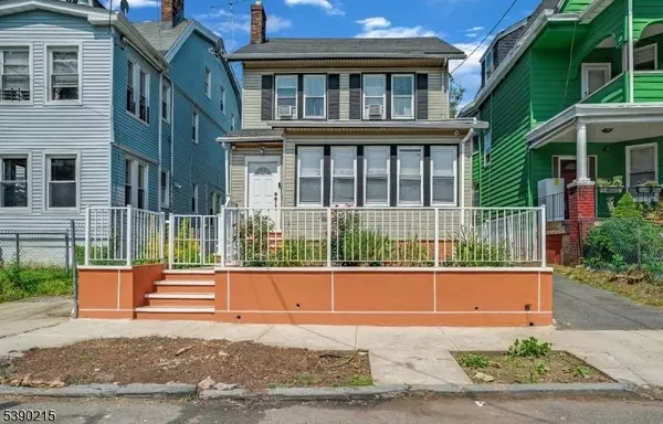 Newark City, NJ 07112,1041 Hunterdon St