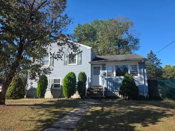 218 Schillaci Ln, South Plainfield Boro, NJ 07080