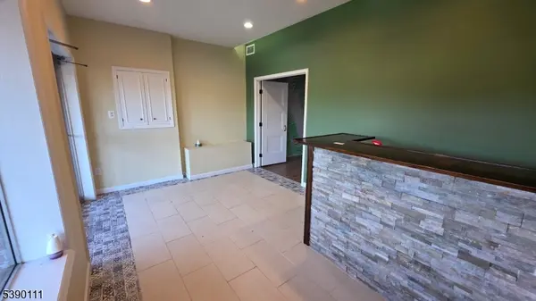 Jefferson Twp., NJ 07438,5711 Berkshire Valley Rd