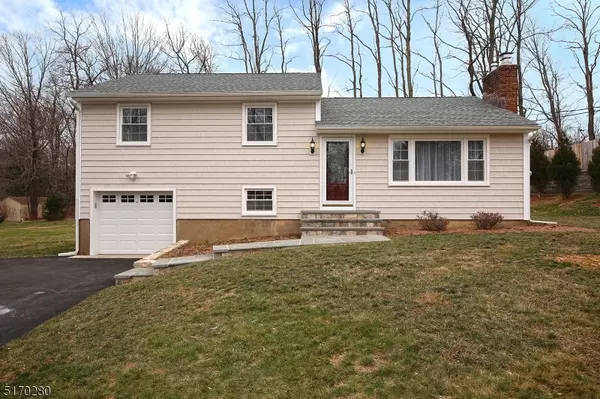 Morris Twp., NJ 07960,8 Marianna Pl