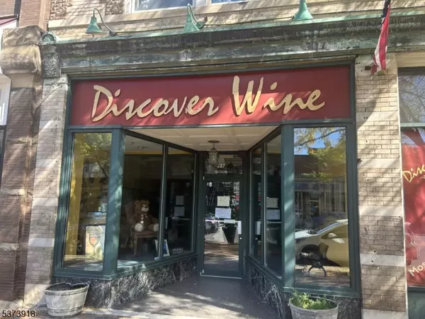 Somerville Boro, NJ 08876,66 W Main St