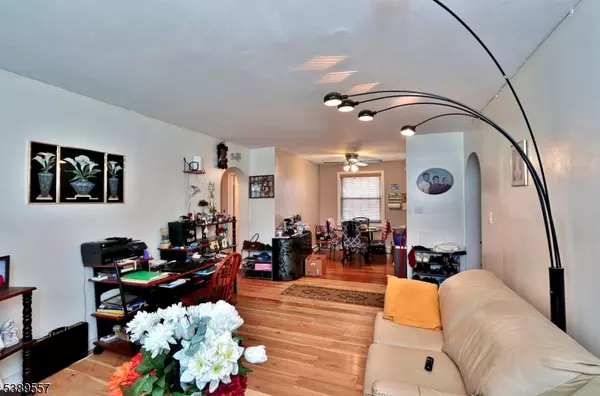 Plainfield City, NJ 07062,949 E Front St #A