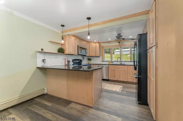 Holland Twp., NJ 08848,418 Church Rd