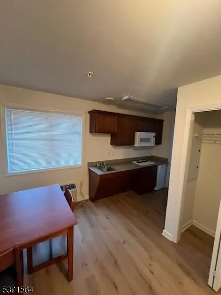 Paterson City, NJ 07503,165-169 Barclay st #105