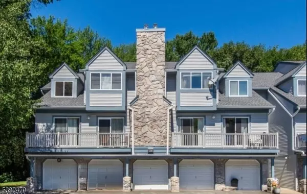 Roxbury Twp., NJ 07876,216 Woods Edge Dr