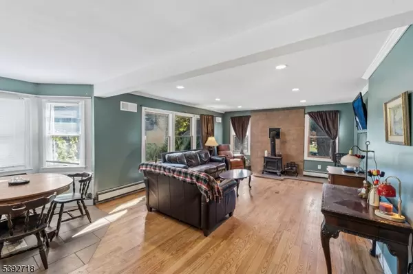 Harrington Park Boro, NJ 07640,30 Herring St