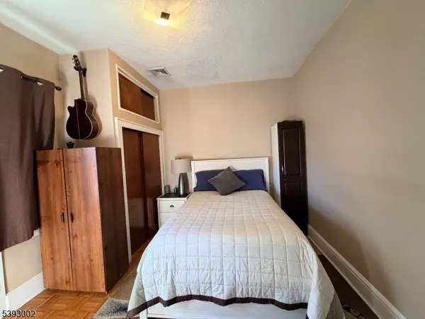 Linden City, NJ 07036,324 Dewitt St