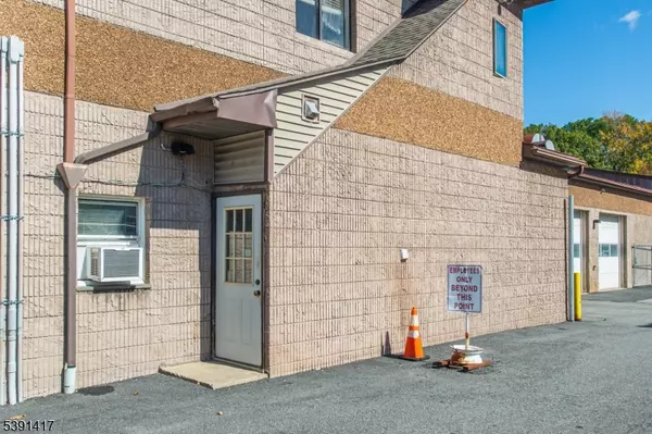 Hampton Twp., NJ 07860,52 Hampton House Rd (South)