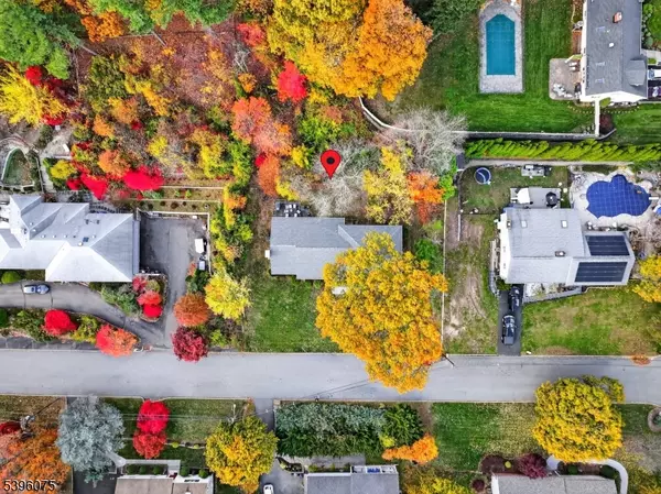 66 Ridge Rd, Hawthorne Boro, NJ 07506