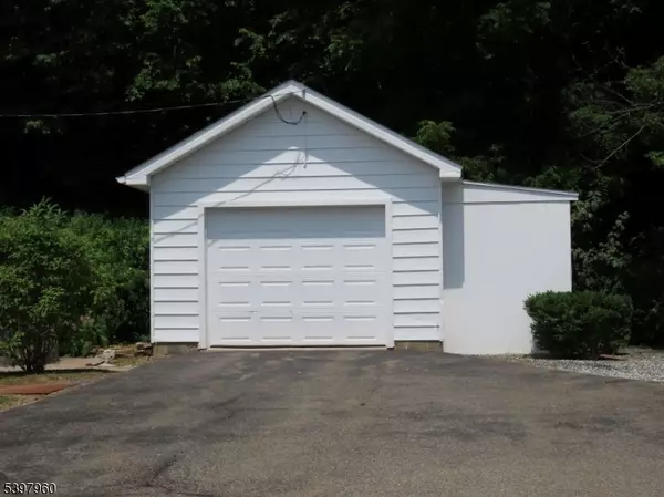 Blairstown Twp., NJ 07832,196 State Route 94