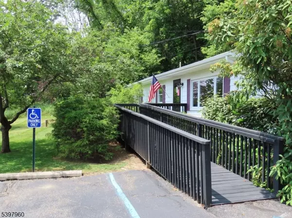 Blairstown Twp., NJ 07832,196 State Route 94