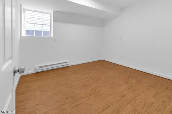 Elizabeth City, NJ 07206,614 Bond St