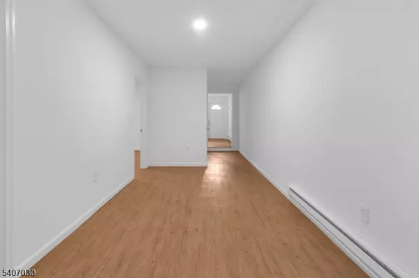 Elizabeth City, NJ 07206,614 Bond St