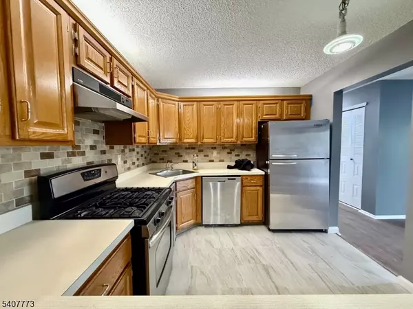 Lawrence Twp., NJ 08648,31 Voscek