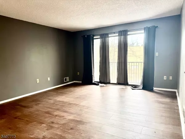 Lawrence Twp., NJ 08648,31 Voscek