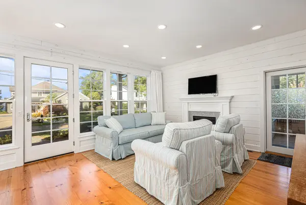 475 Lakeshore DR, Casco Twp, MI 49090