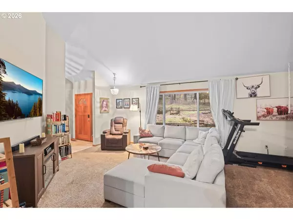 Merlin, OR 97532,372 THORNBROOK DR