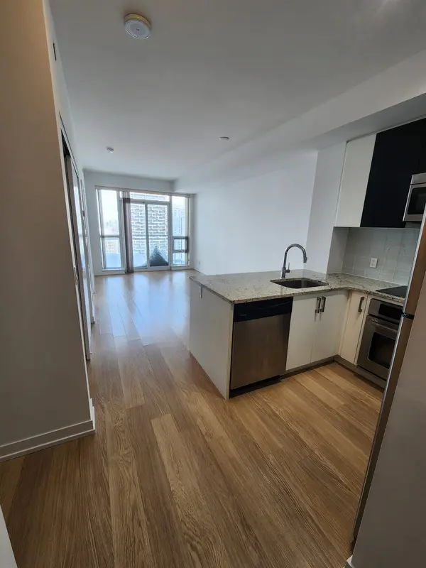 Toronto C10, ON M4S 0A4,89 Dunfield AVE #3104