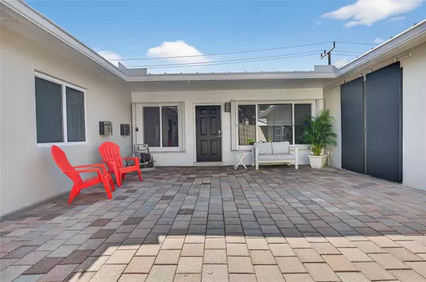 Fort Lauderdale, FL 33308,2110 NE 56 St