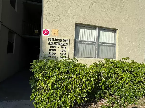 North Lauderdale, FL 33068,1800 N Lauderdale Ave #1307