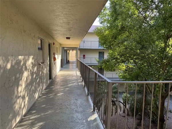 North Lauderdale, FL 33068,1800 N Lauderdale Ave #1307