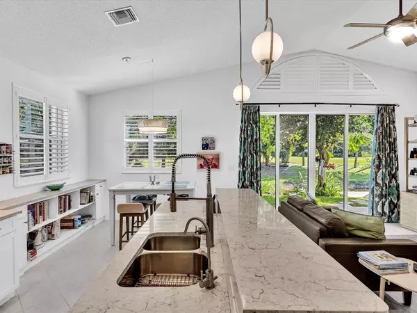 Pompano Beach, FL 33069,3580 Canary Palm Ct