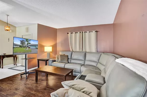 Boca Raton, FL 33428,9132 SW 20th St #B