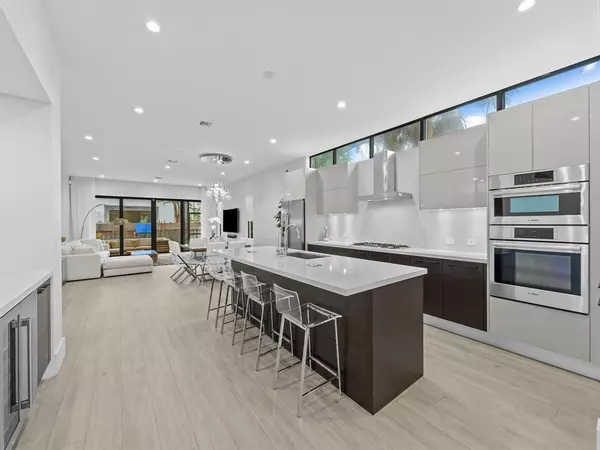 Fort Lauderdale, FL 33304,317 NE 15th Ave #317