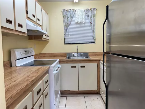 Miami, FL 33184,1101 SW 122nd Ave #415