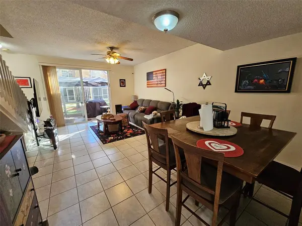 Weston, FL 33327,1498 Barcelona Way #3-21